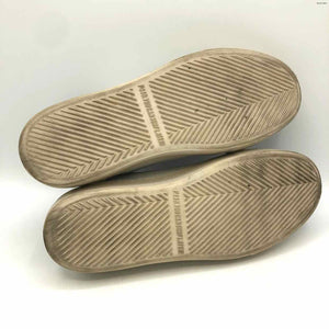P448 White Gray Platform Sneaker Shoe Size 8-1/2 Shoes