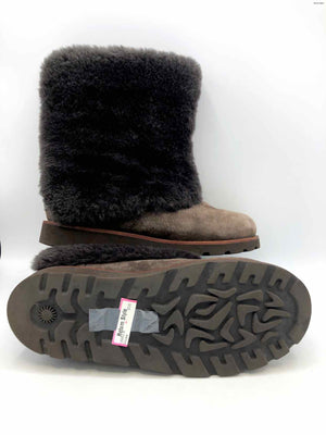UGG Brown Suede Boot Shoe Size 6 Shoes