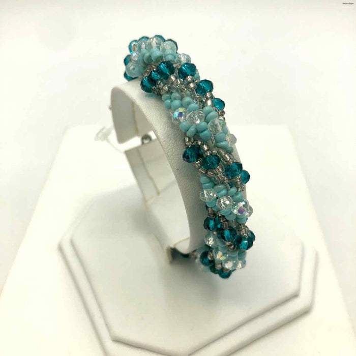 Blue Teal Glass Beads Bracelet