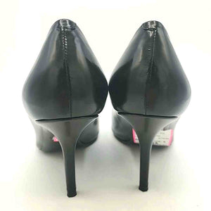 BURBERRY Tan Black Heels Shoe Size 38.5 US: 8 Leather Shoes