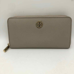 TORY BURCH Gray Goldtone Leather Pre Loved Zip Around Wallet