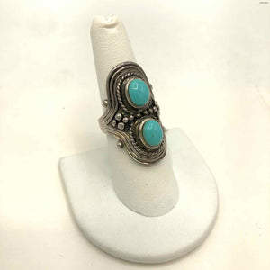 Silver Turquoise Color Pre Loved ss Ring sz7.5