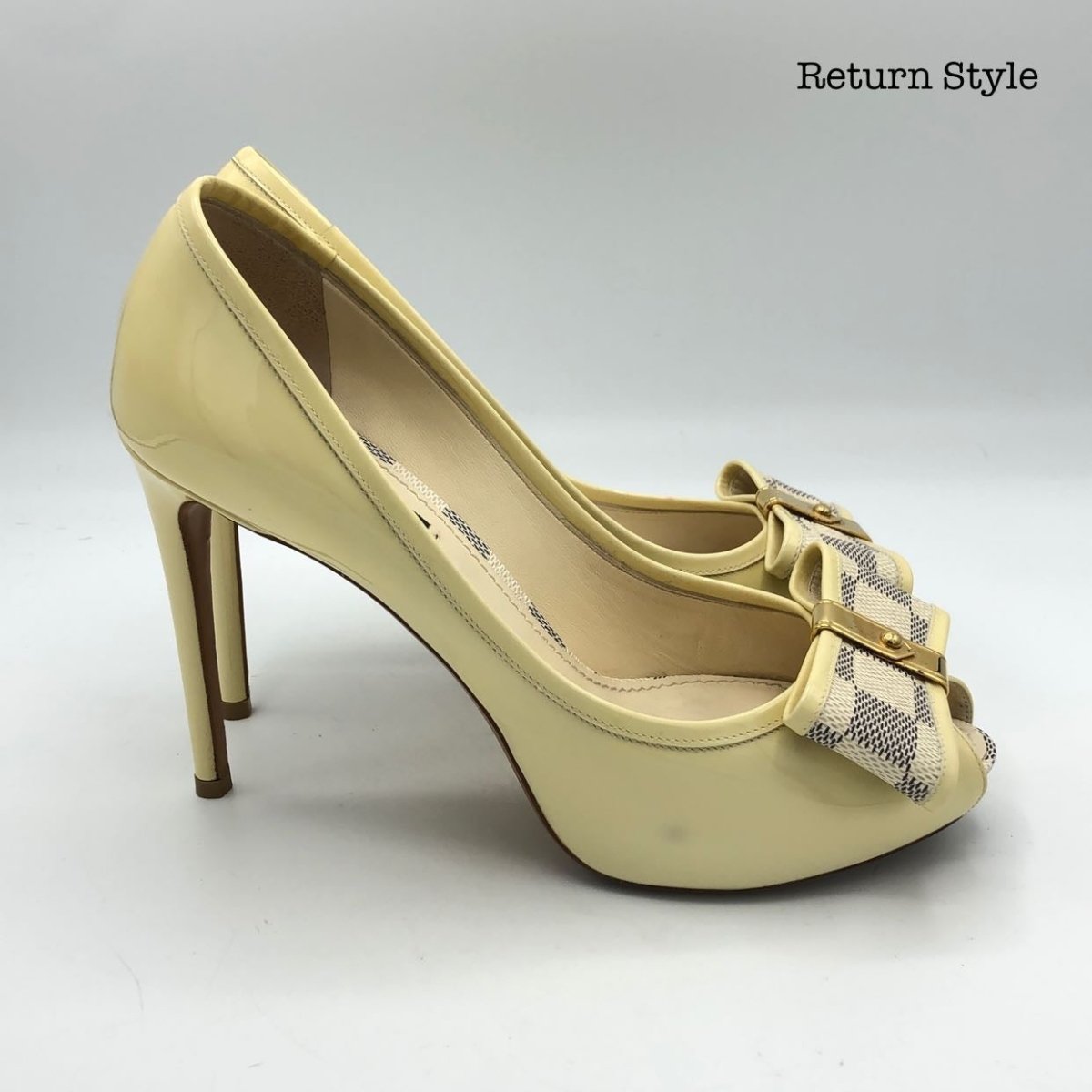 Pre-Owned Louis Vuitton Patent Leather Nude Pumps Size 39 US 8
